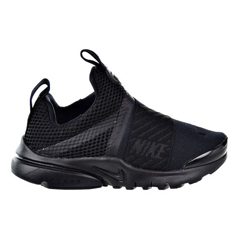 all black nike sneakers youth.